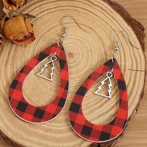 Christmas 🎄 Earrings